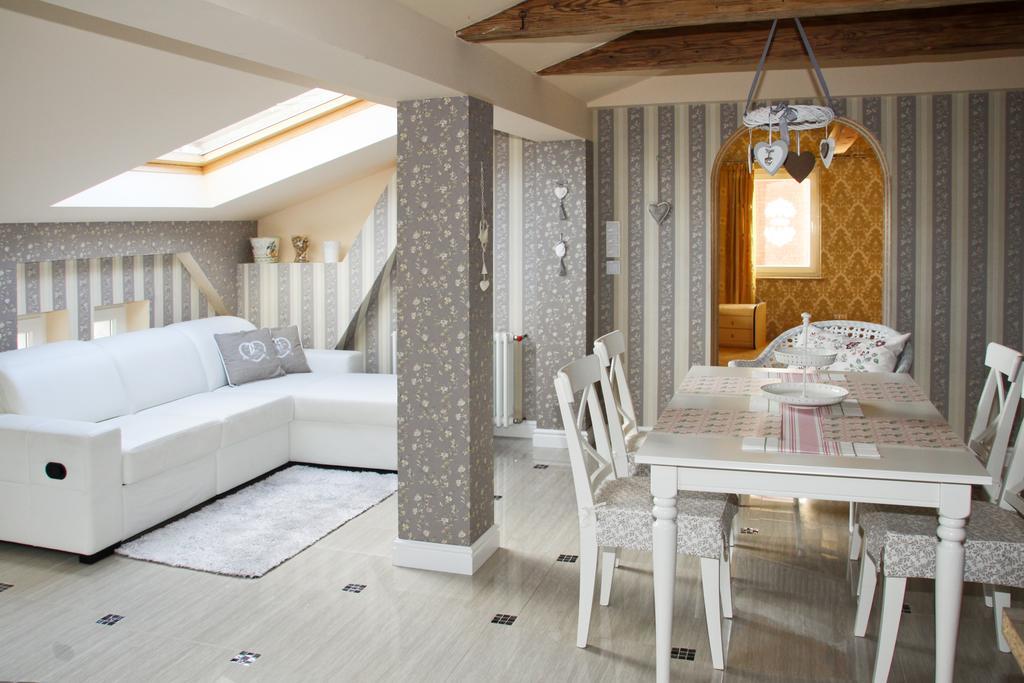 Apartamenty Boutique أوستكا المظهر الخارجي الصورة